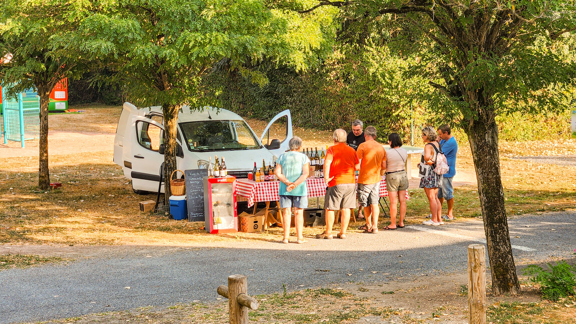 dégustation de vin camping fritillaire