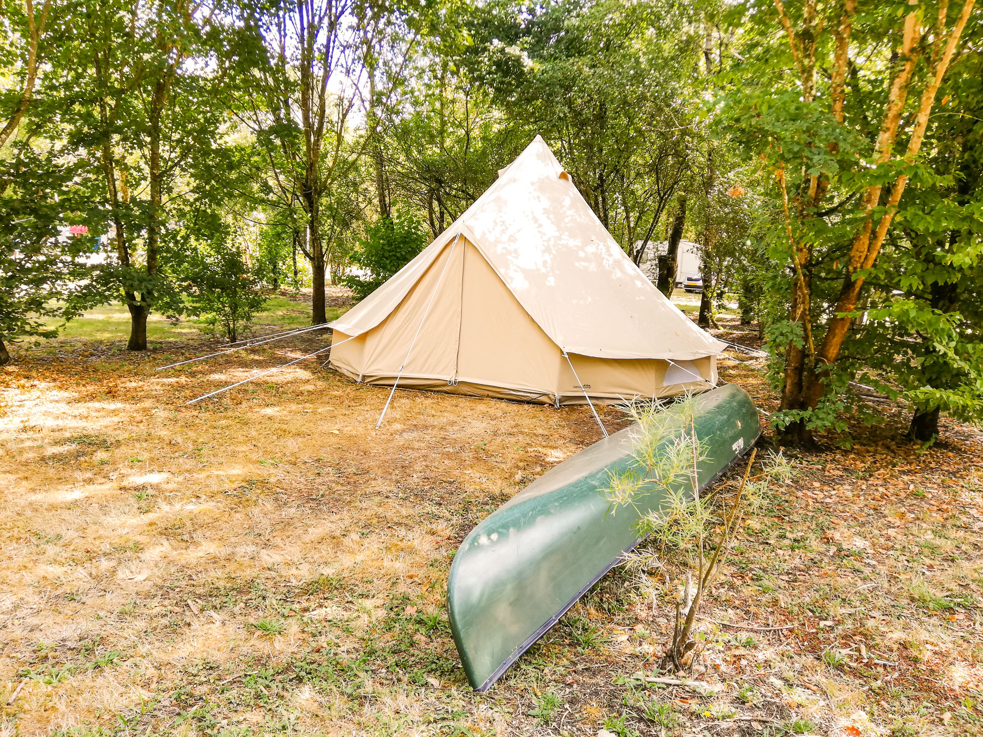 emplacement tente tipi kayak